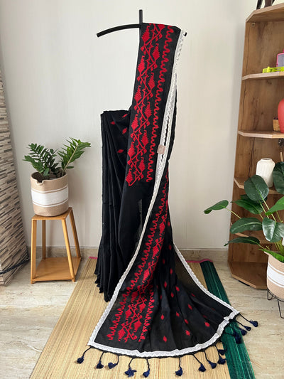 Jamdani Saree
