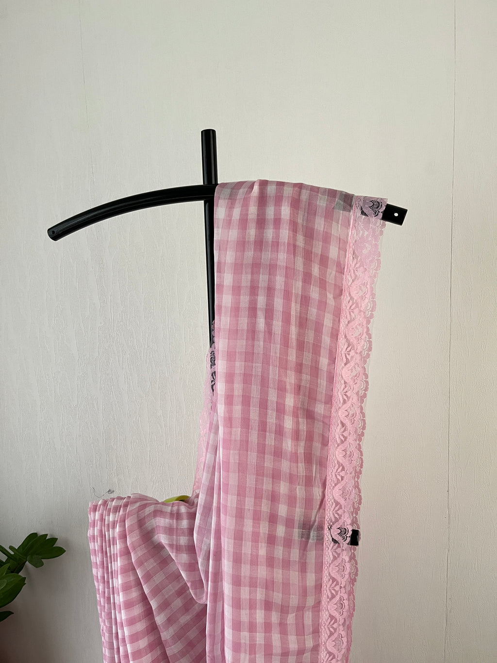 Sm-049 baby pink small gingham mul cotton saree