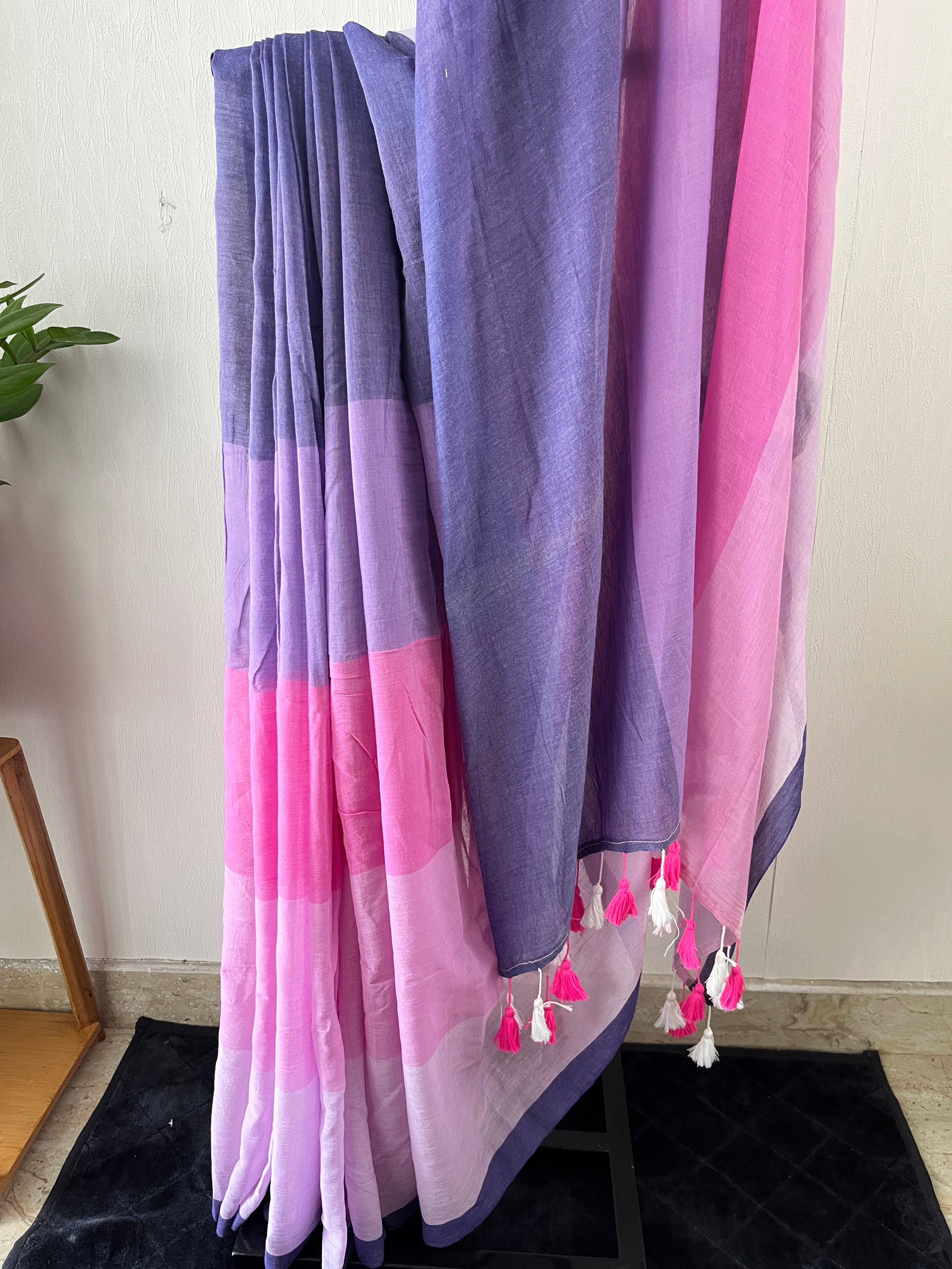 Sm-033 shades of pink and violet mul cotton saree
