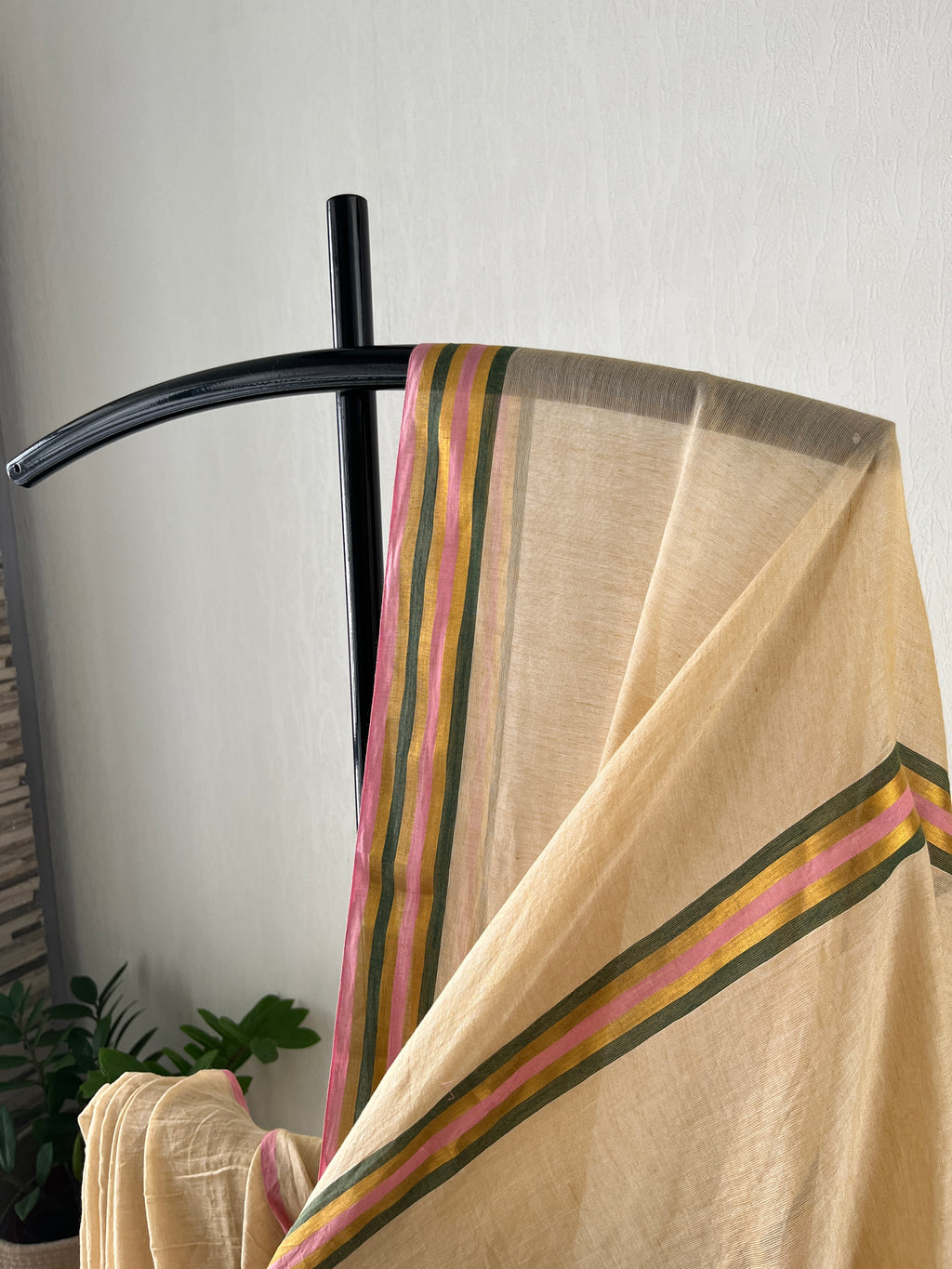 So-007 beige with olive green and light pink gap border mul cotton saree