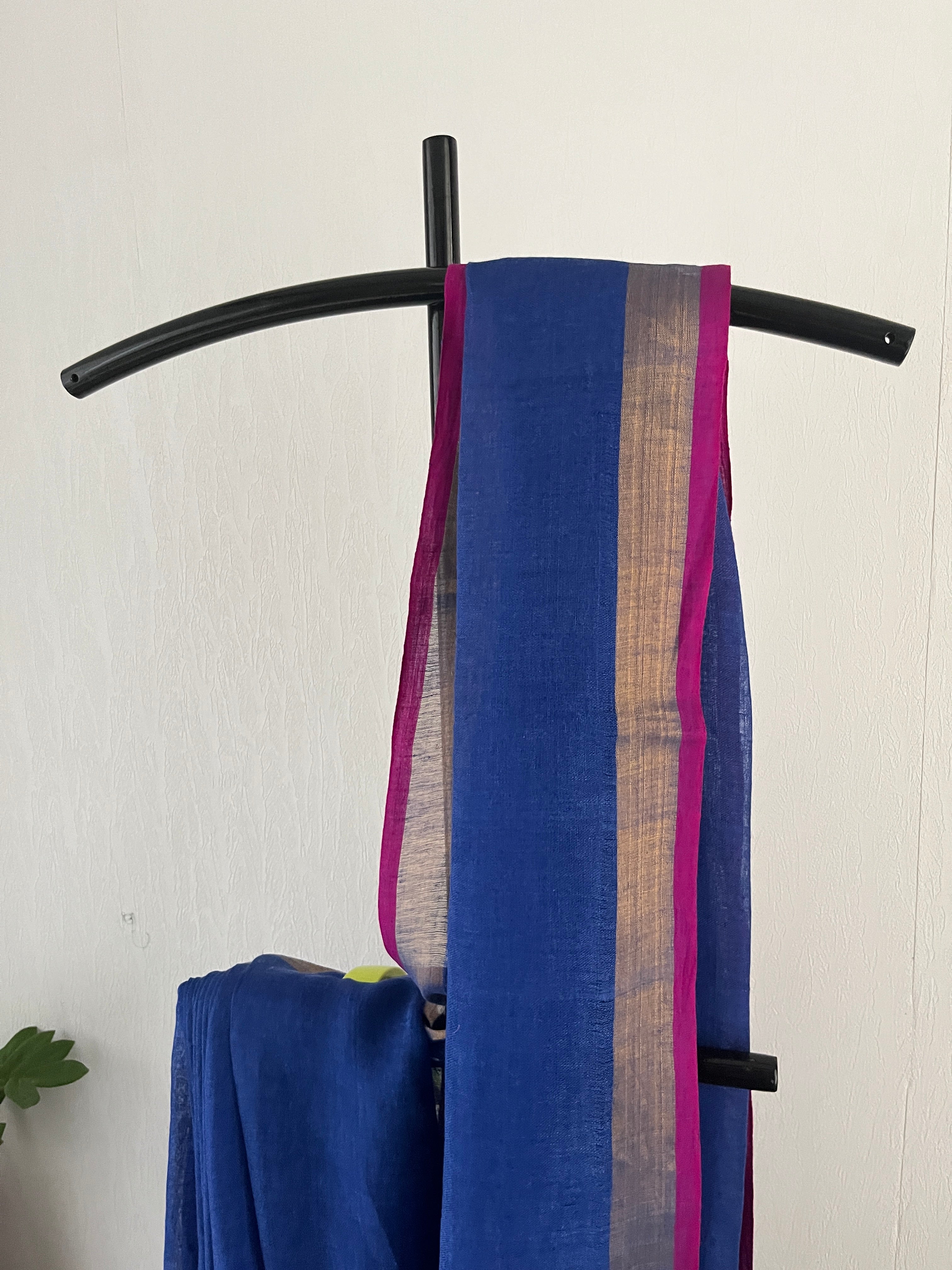 So-095 royal blue with pink selvedge pure linen saree