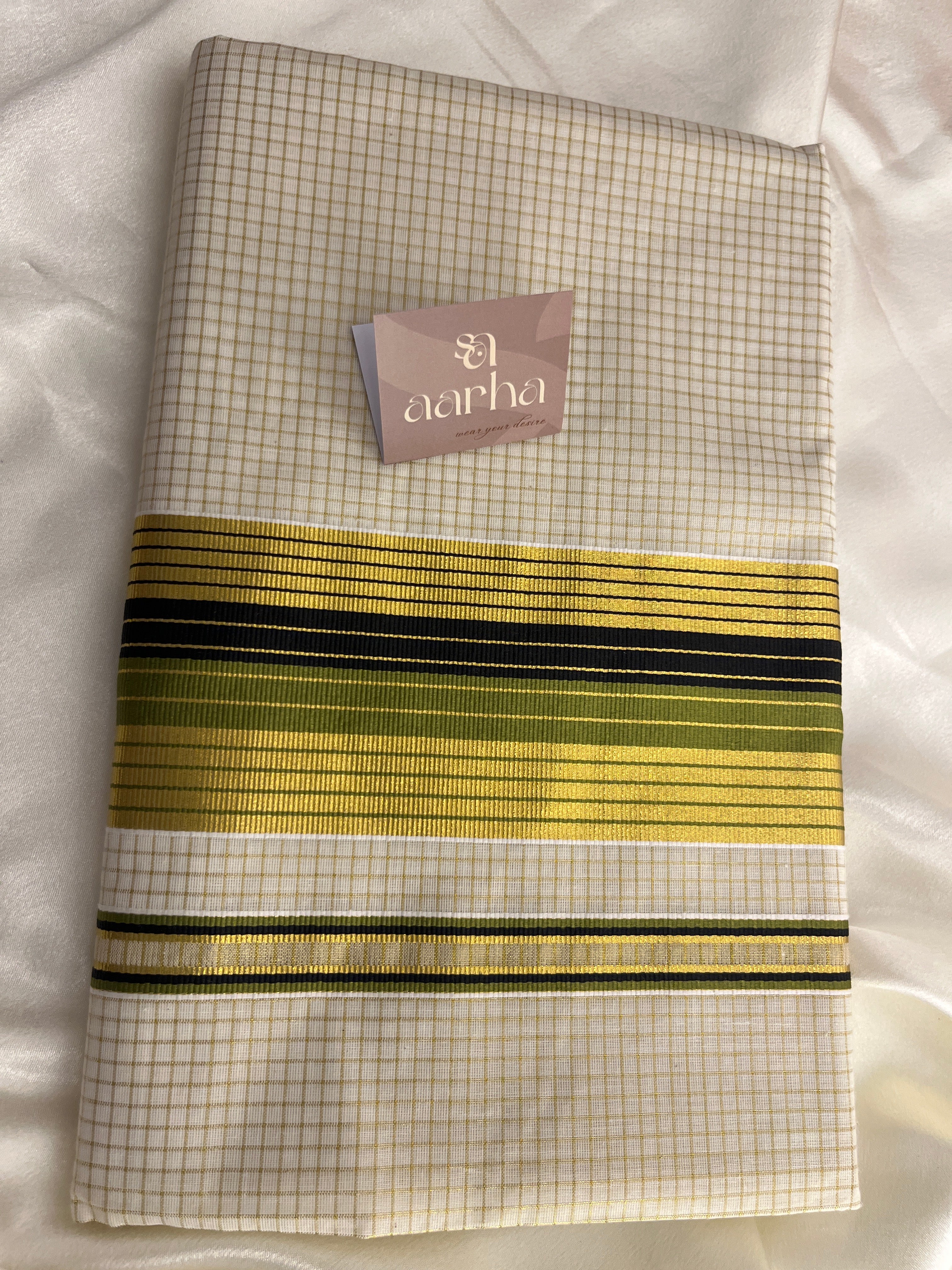 Kss-008 Olive green and black check kasavu saree