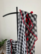 Sg-004 black with red border gingham