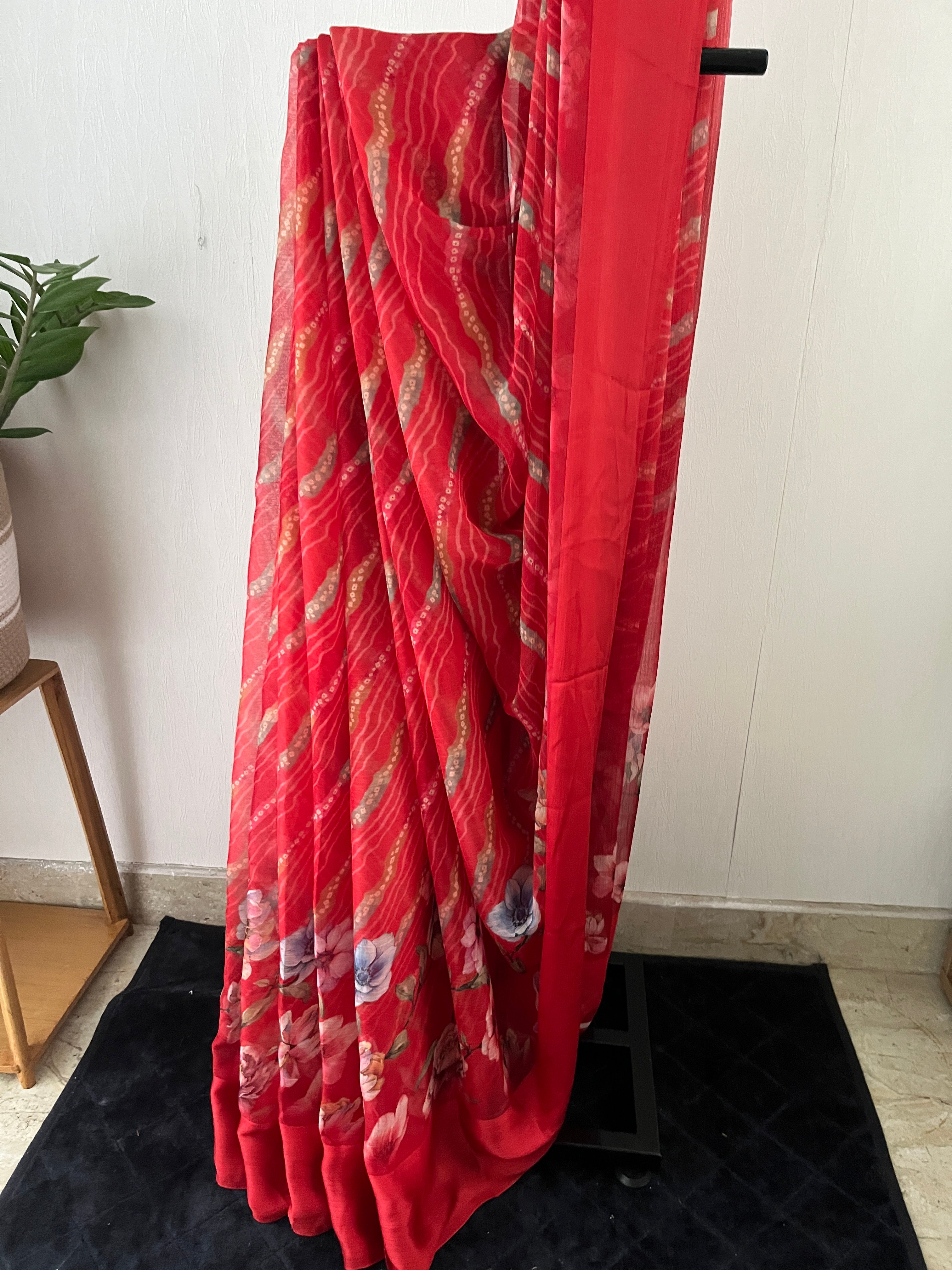Sc-023 floral red chiffon saree
