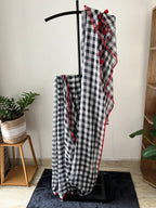 Sg-004 black with red border gingham