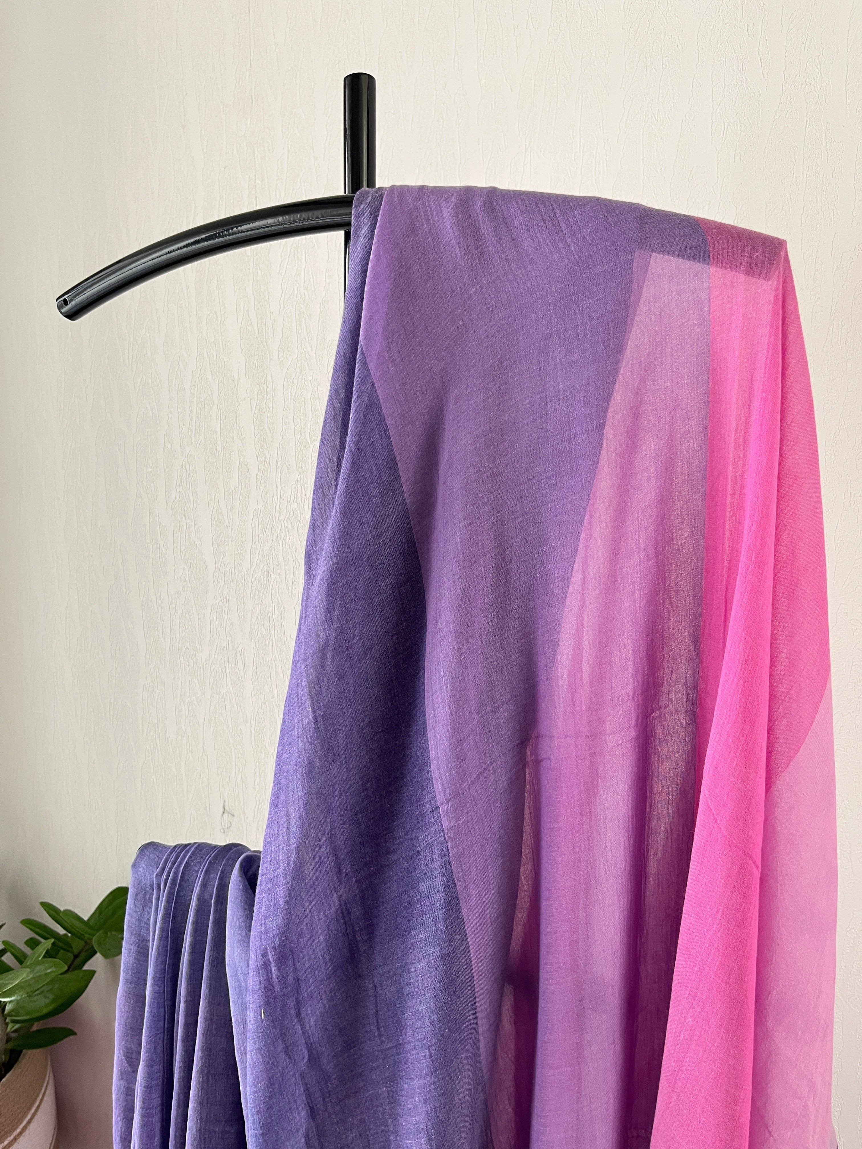 Sm-033 shades of pink and violet mul cotton saree