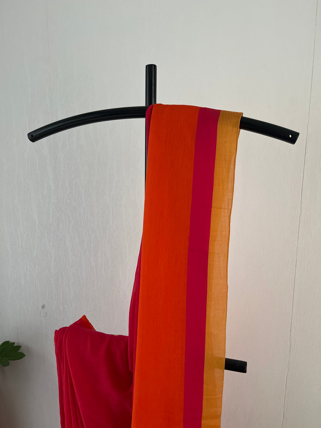So-079 orange rani pink half and half mul cotton
