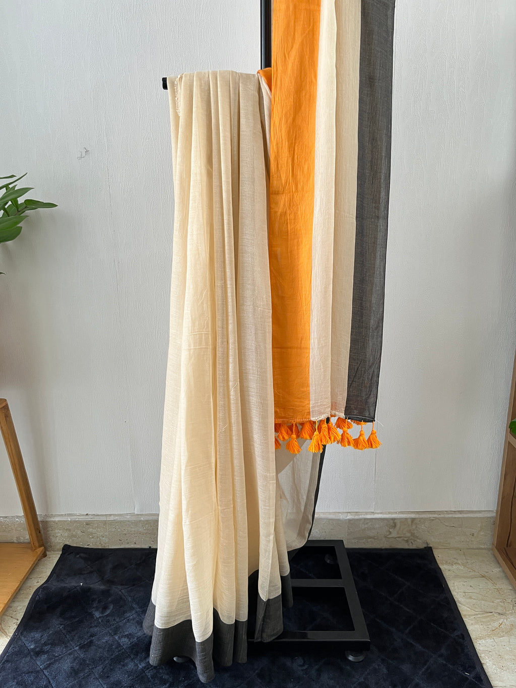 Sm-038 ganga jamuna no zari mul cotton saree in mustard orange and greyish black border.