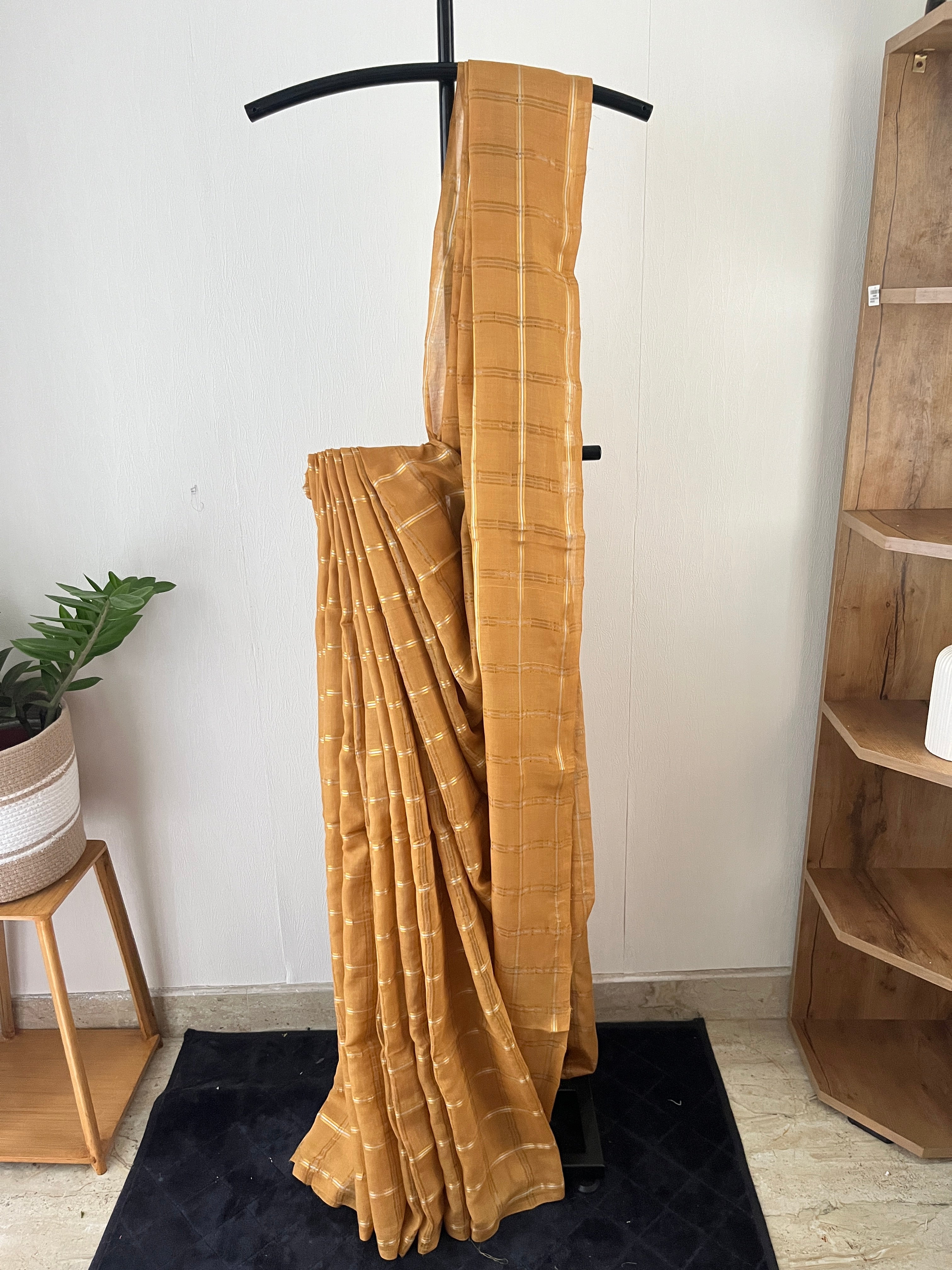 So-068 mustard with golden and silver check mul cottons usually doesnt saree