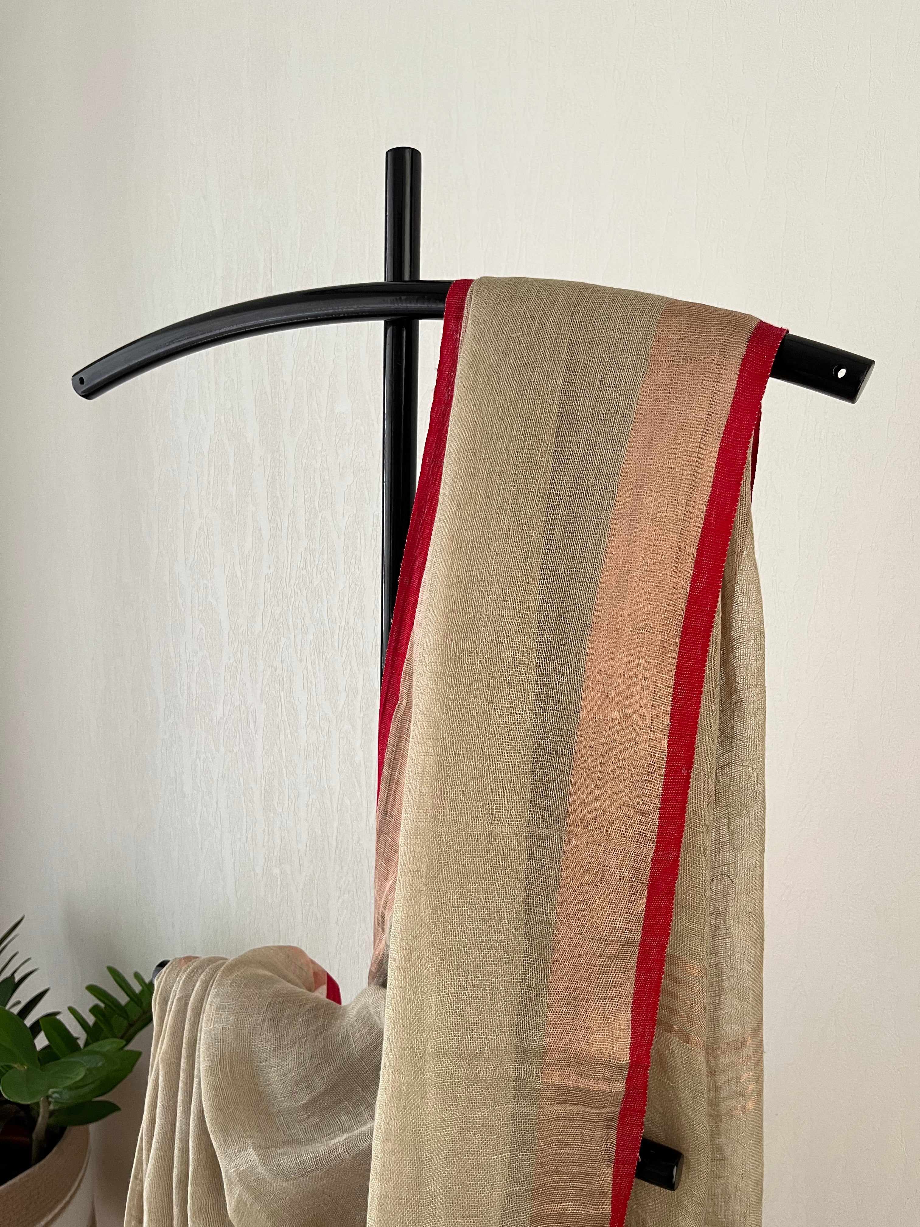 Beige With Deep Red Border With Running Blouse Piece | Sl-002
