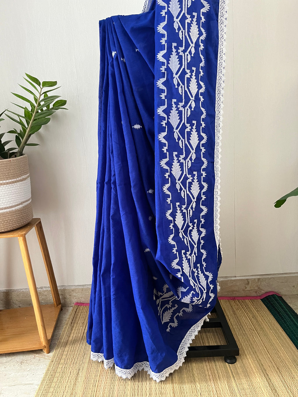 Blue Jamdani White Prints Lace Border With Attached Blouse Piece | Sj-001
