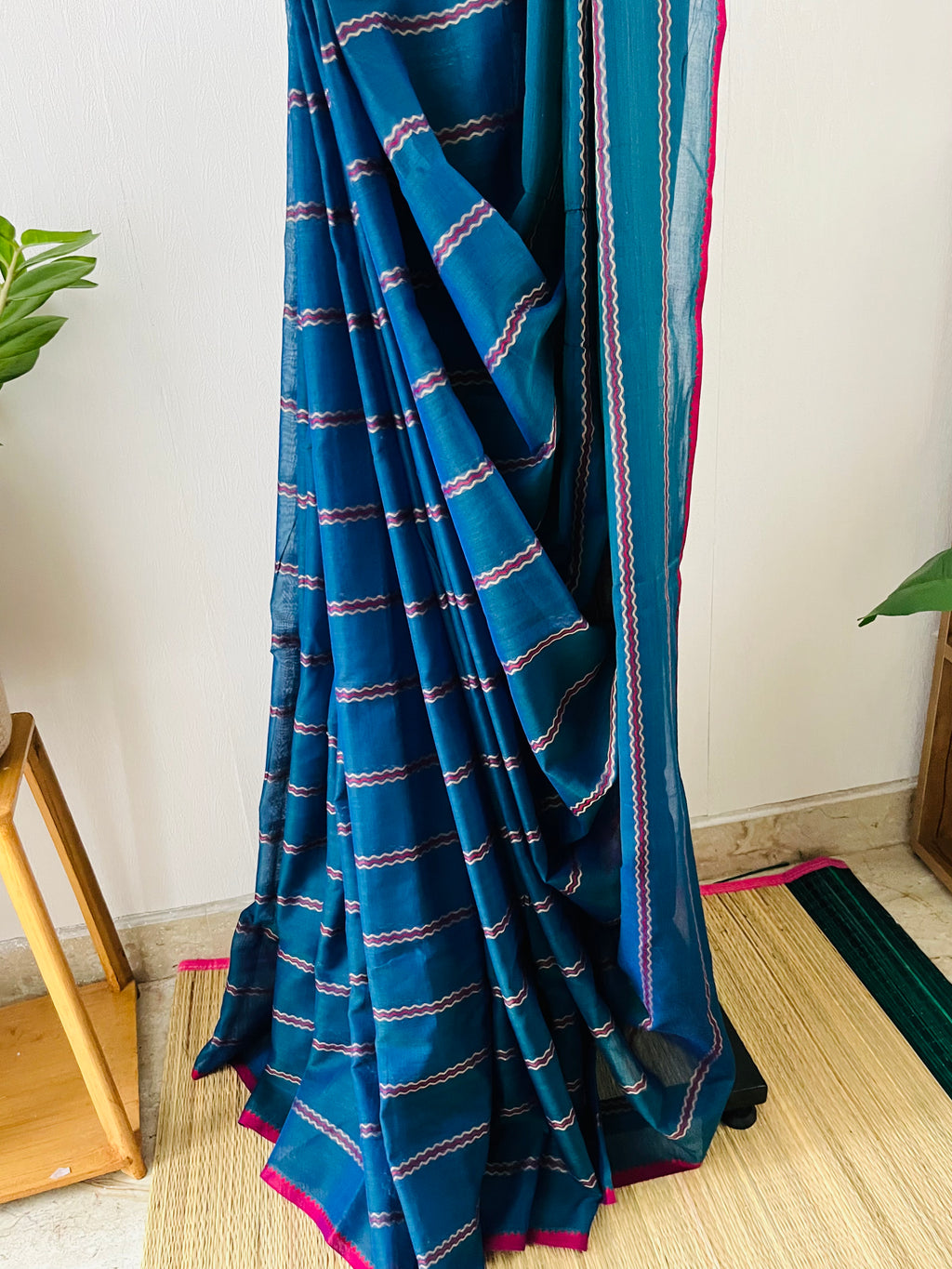 Peacock Blue And Green With Pink Waves | Snp-003