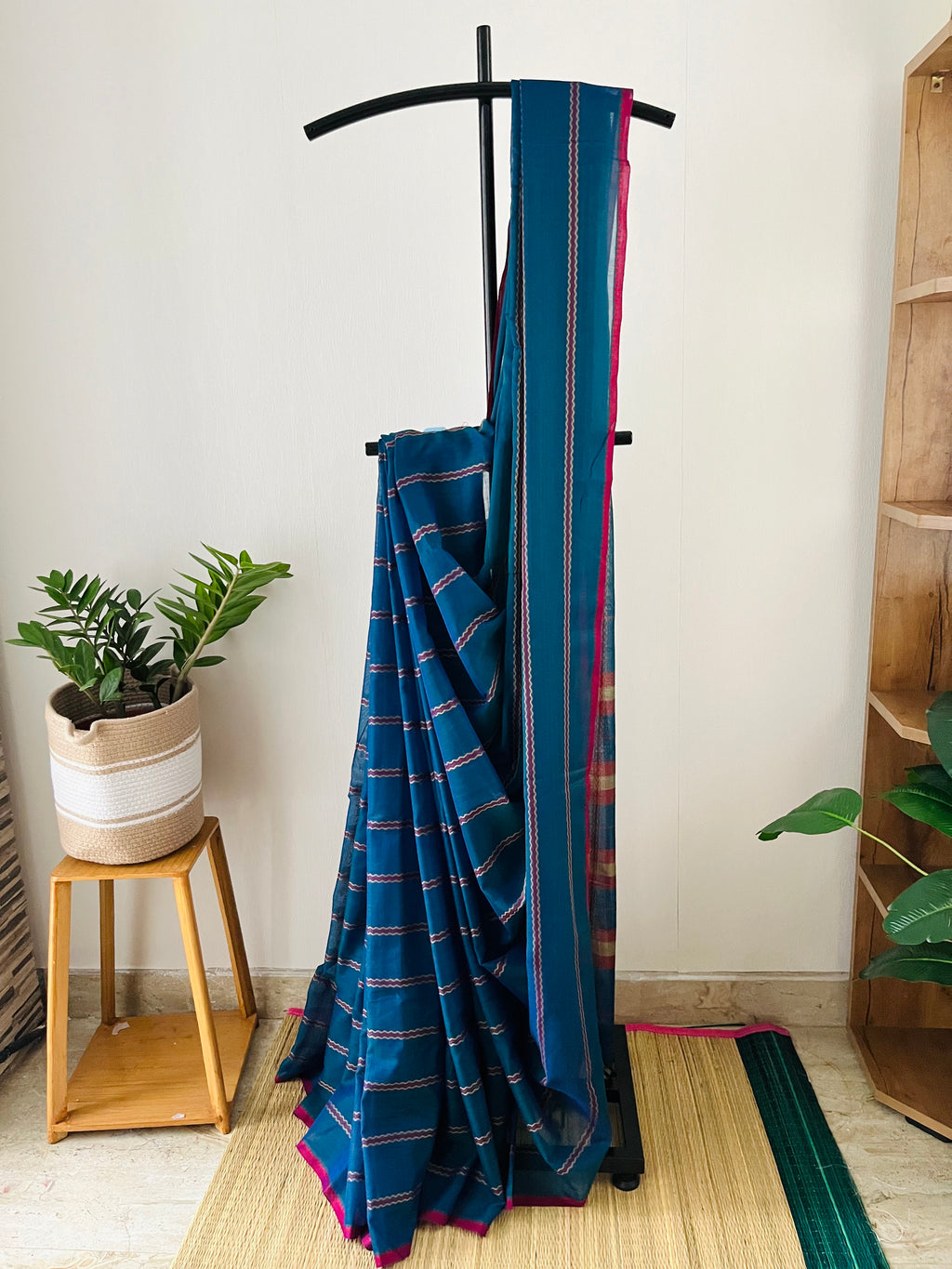 Peacock Blue And Green With Pink Waves | Snp-003