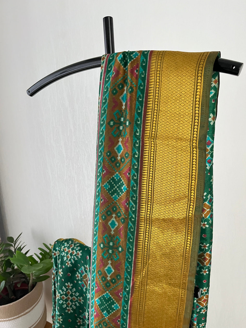 Green Pochampalli Saree With Blouse Piece | Spo-002