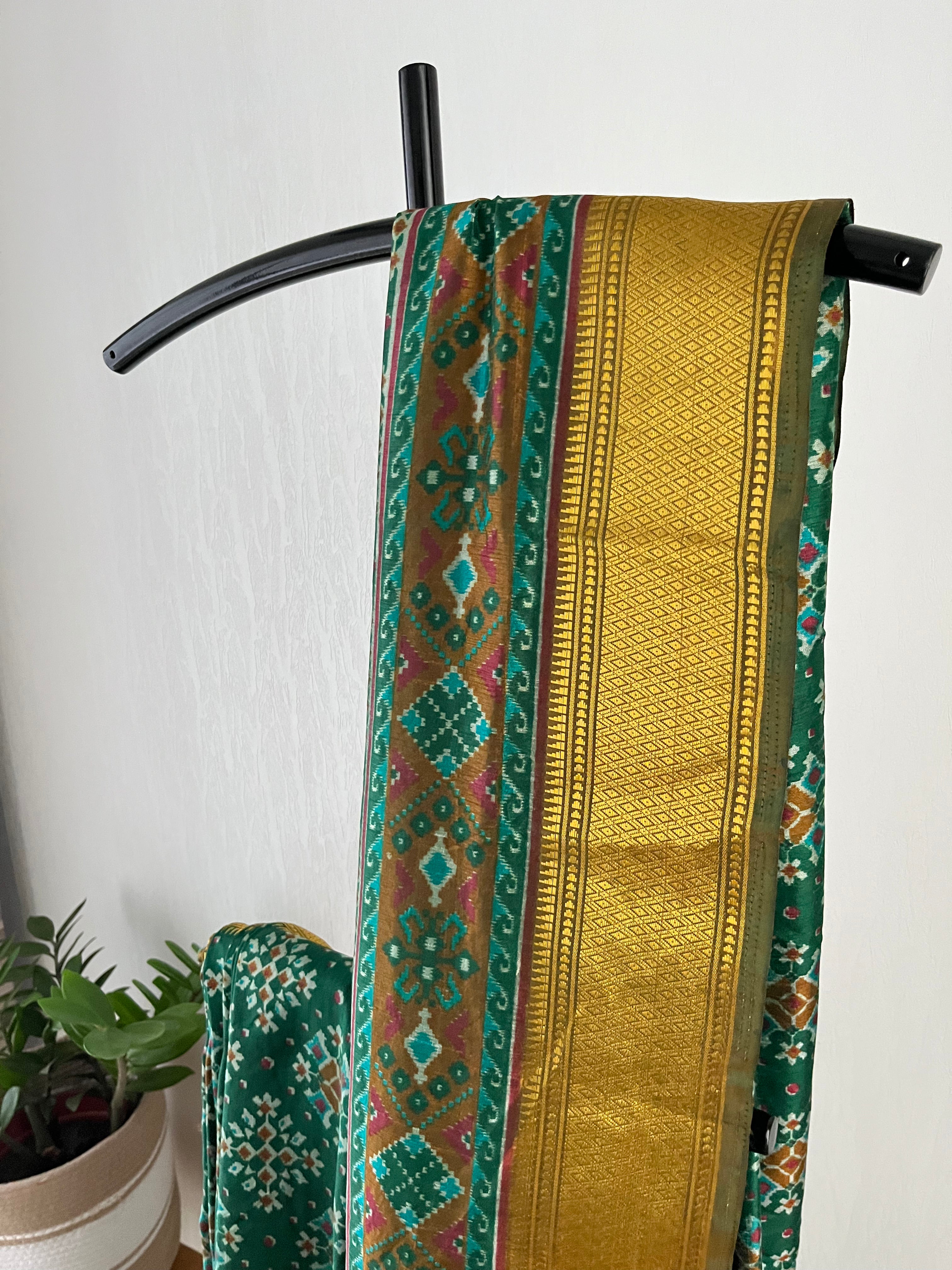 Green Pochampalli Saree With Blouse Piece | Spo-002