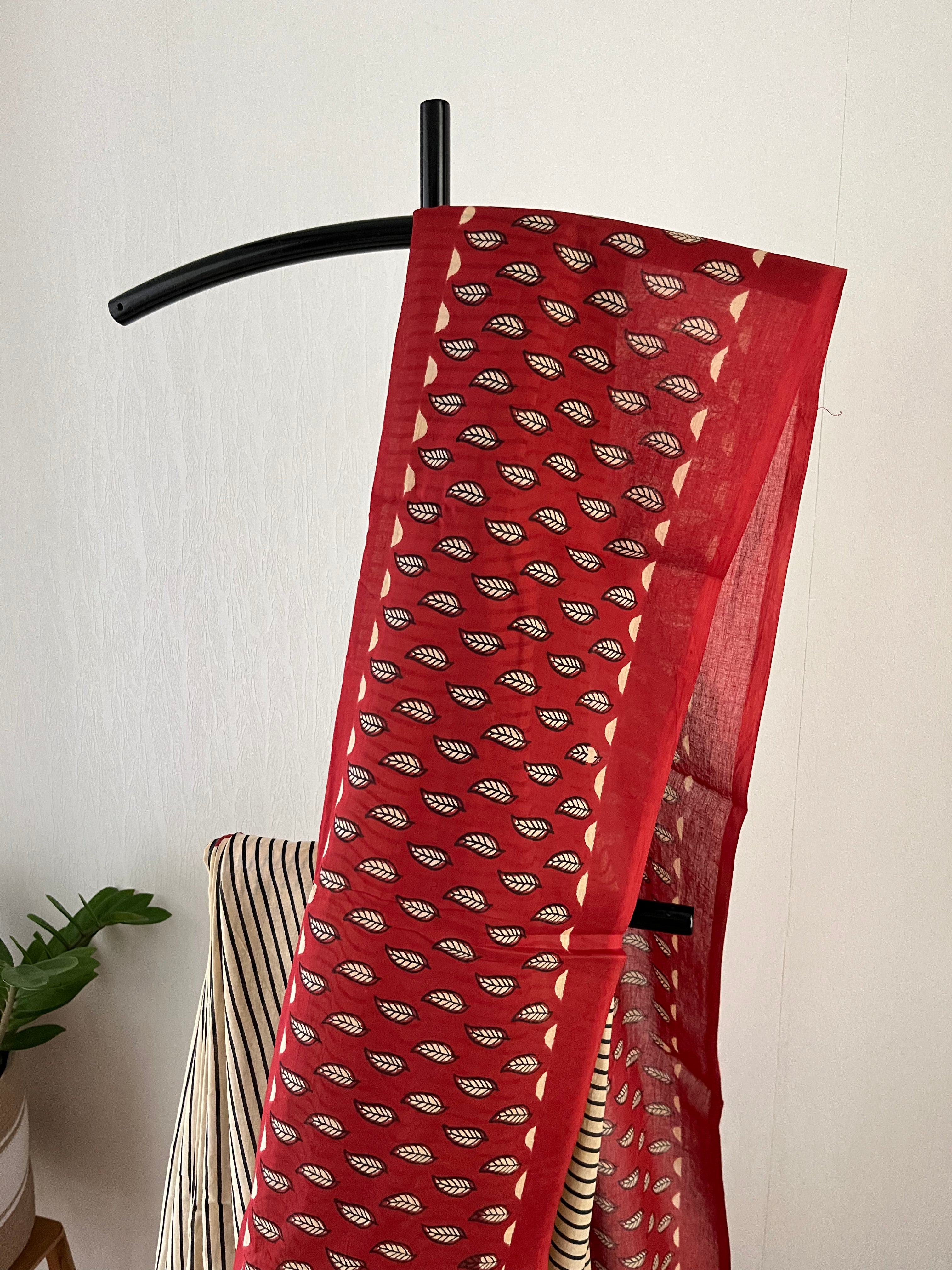 Leaf Print Bagru Maroon Saree With Blouse Piece | Sb-002