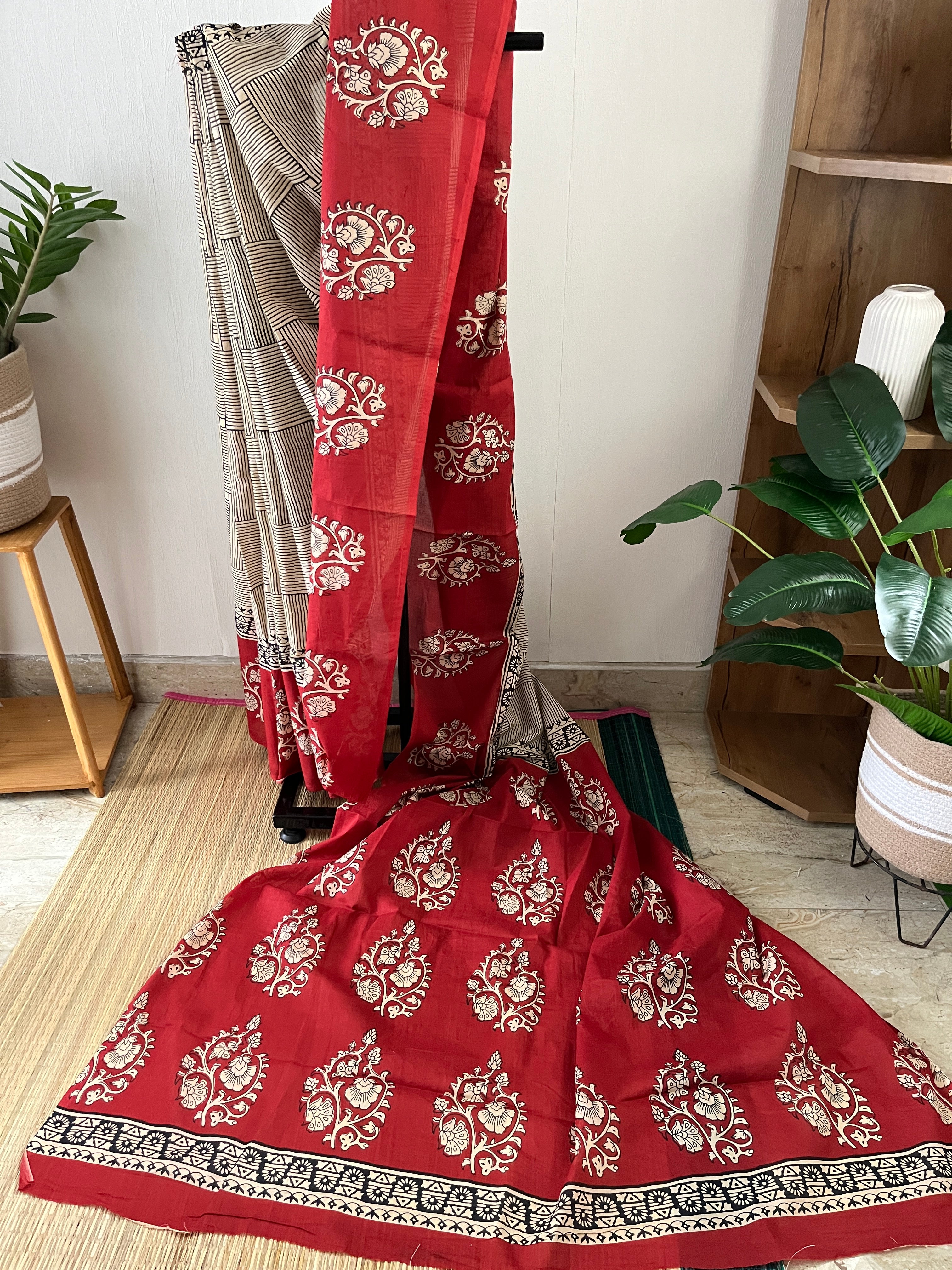 Beige Stripes And Red Floral With Blouse Piece | Sb-004