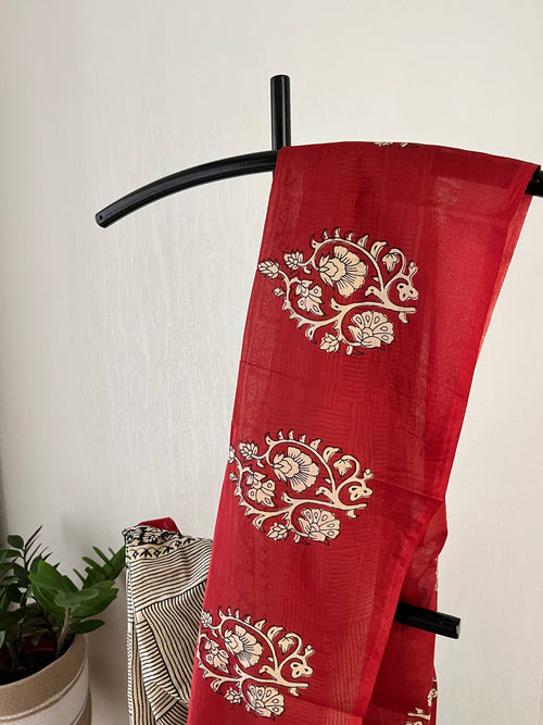Beige Stripes And Red Floral With Blouse Piece | Sb-004