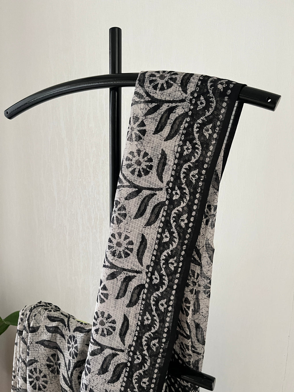 Black And White Kota Saree With Blouse Piece | Sk-003