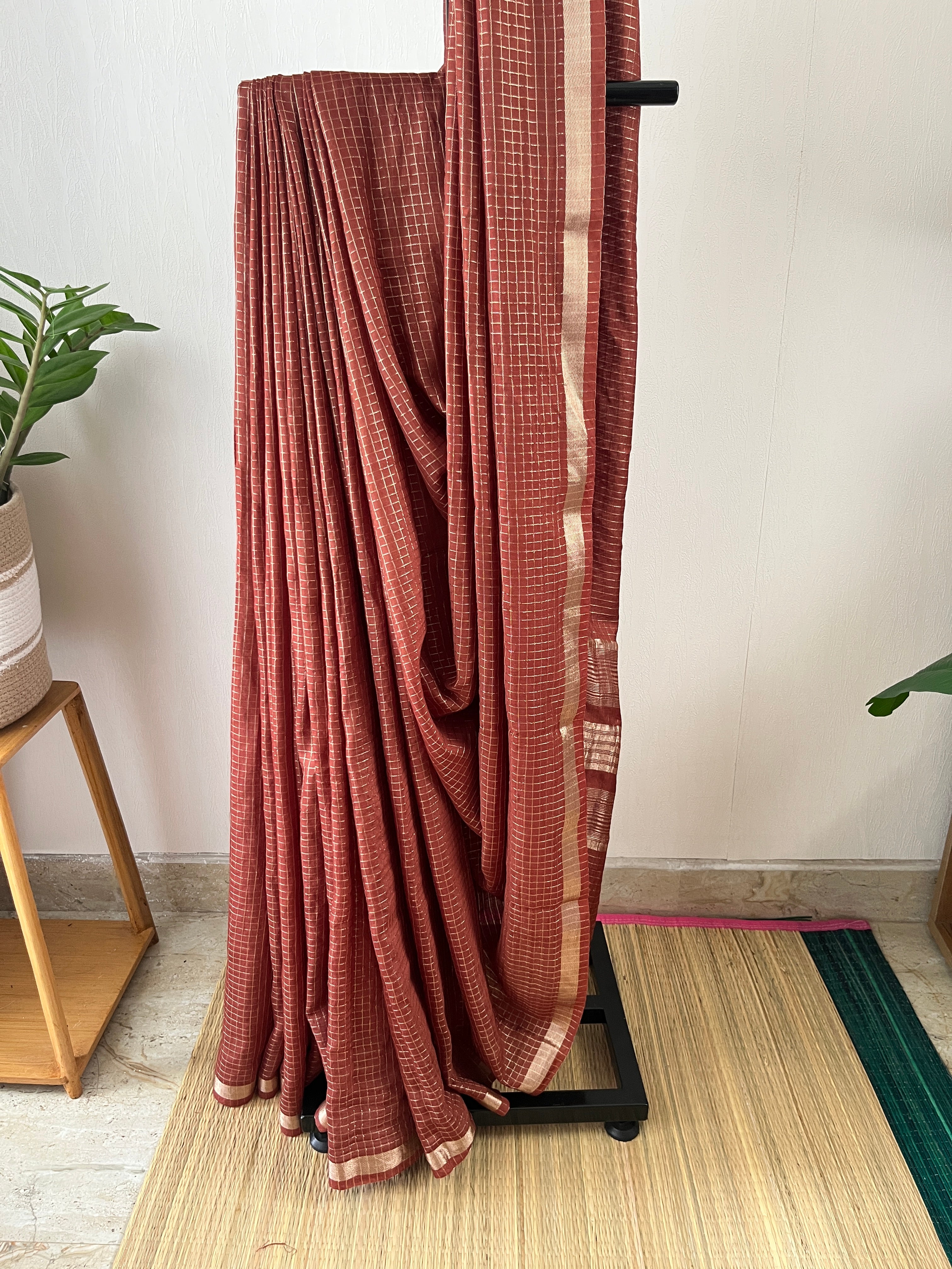 Snp-010-brown check silk cotton saree