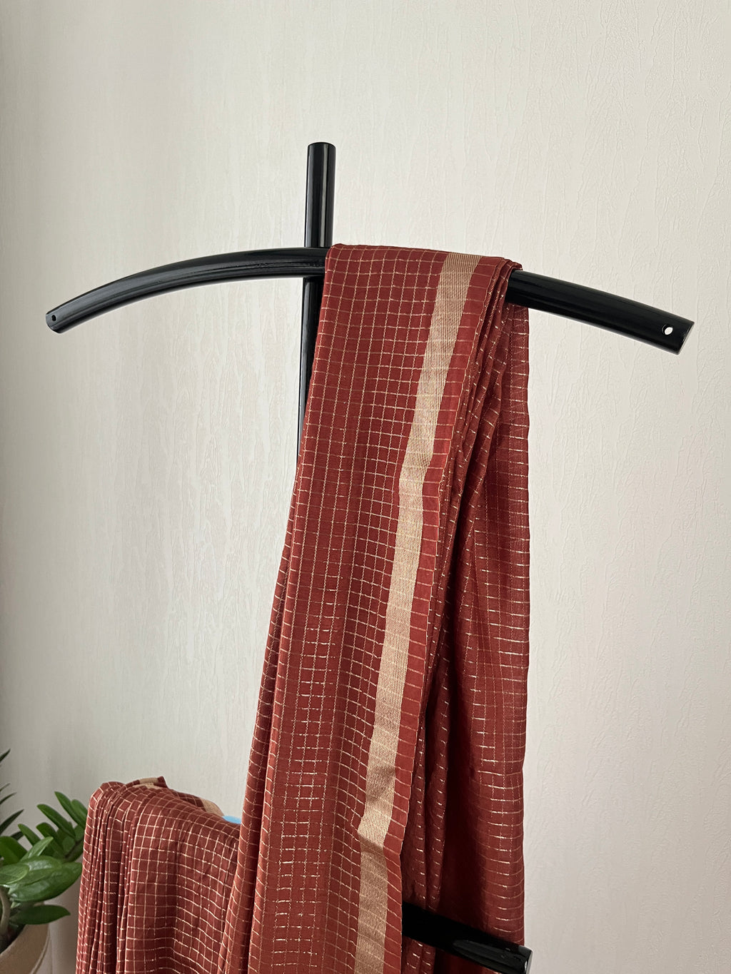 Snp-010-brown check silk cotton saree