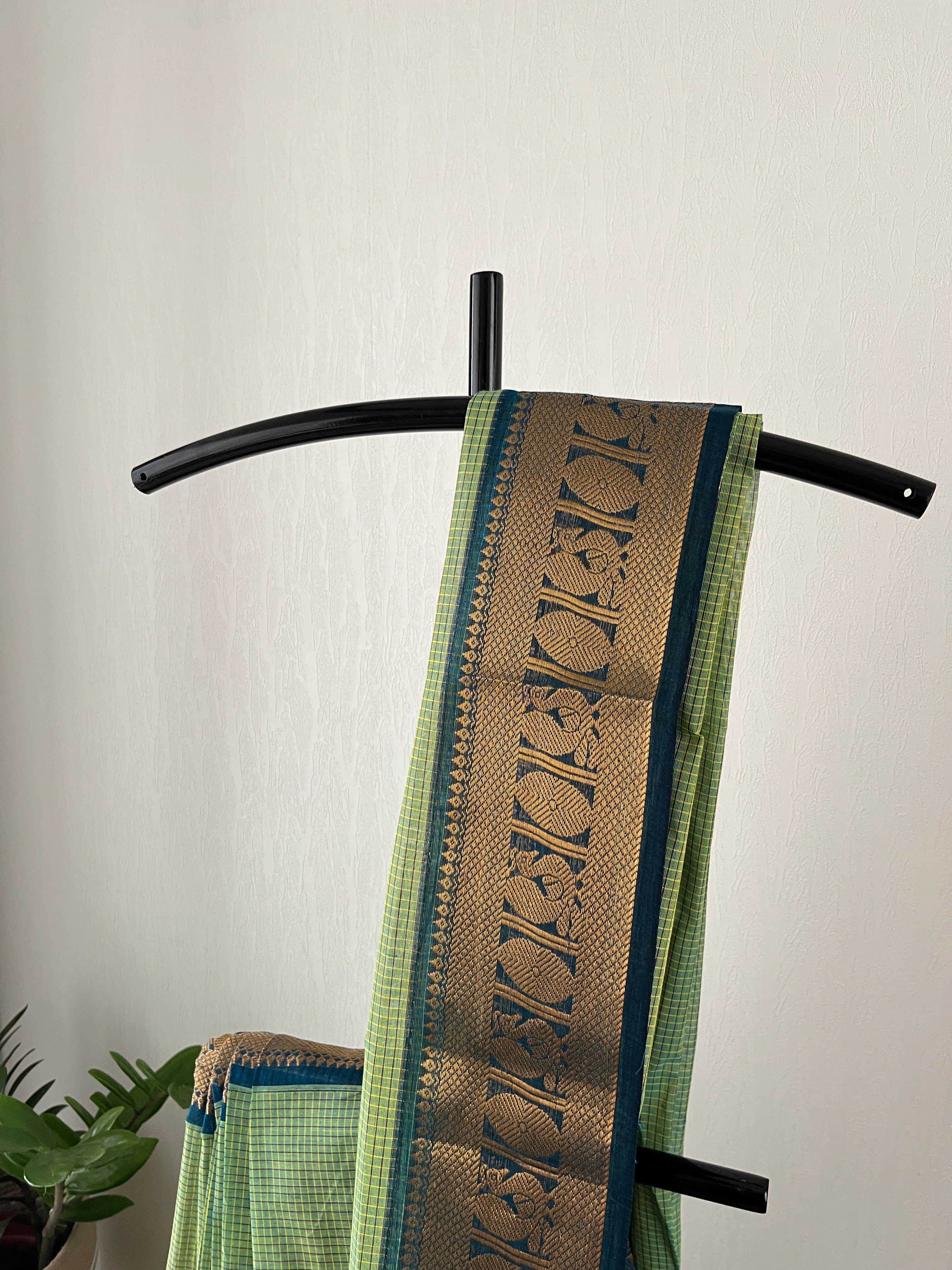 Snp-014- dual tone pista green and blue kanchi cotton saree