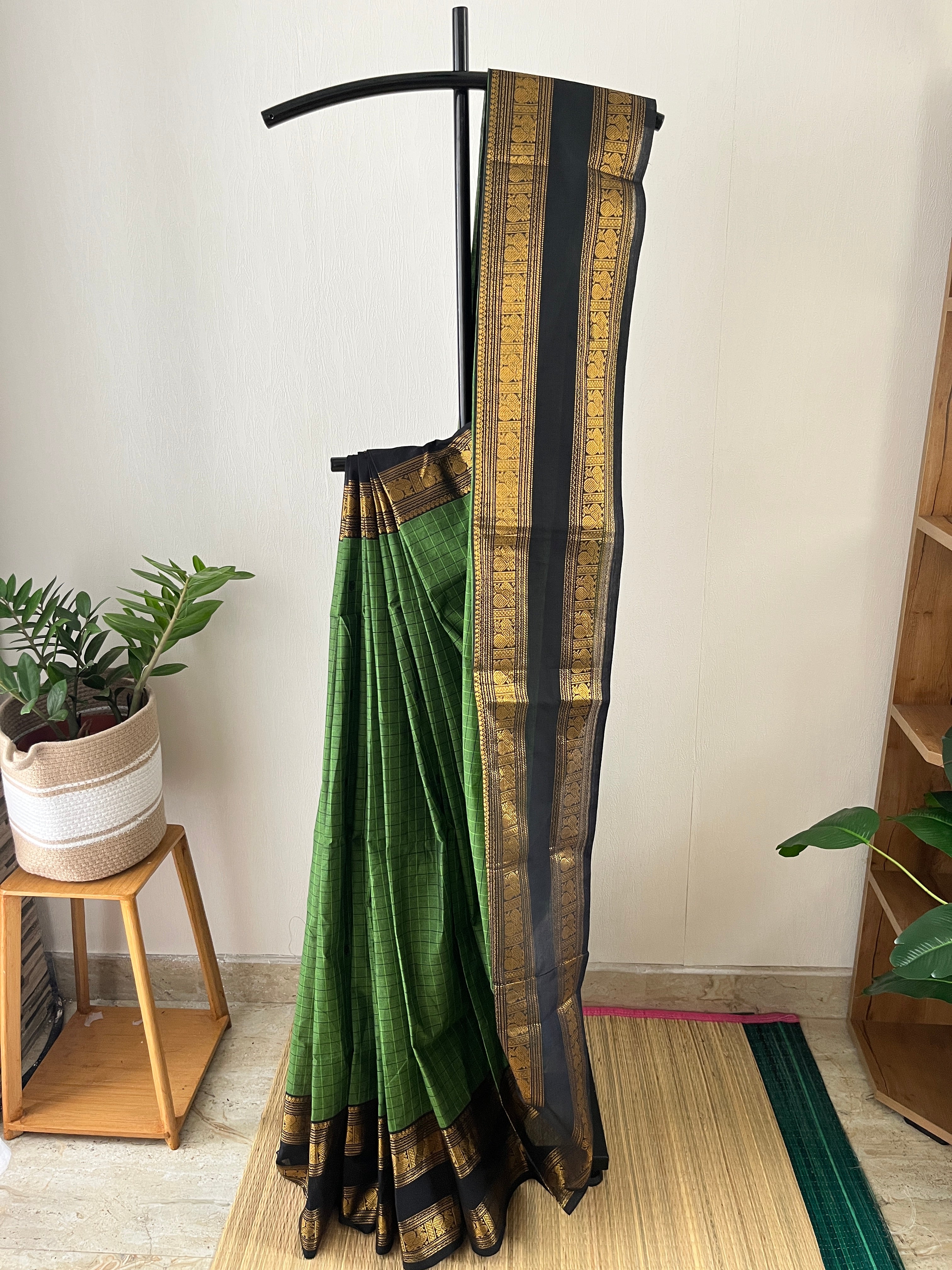 Snp-015 green and black rettapett kanchi cotton saree