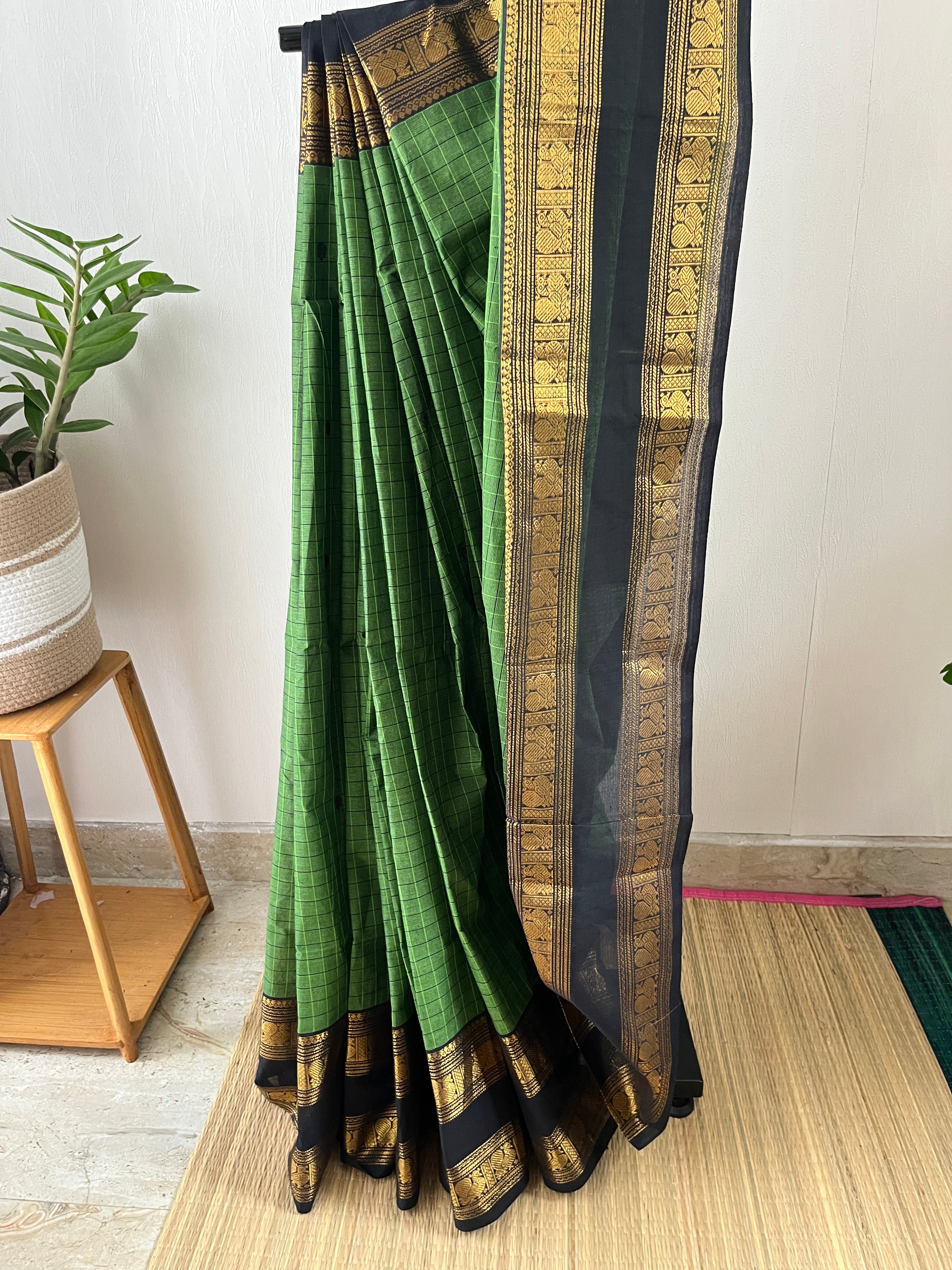 Snp-015 green and black rettapett kanchi cotton saree