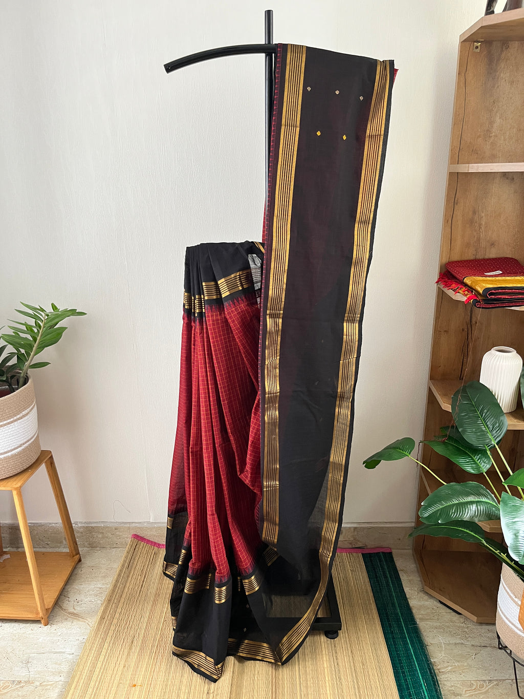 Snp-017 maroon and black kanchi cotton saree-Rs 1899