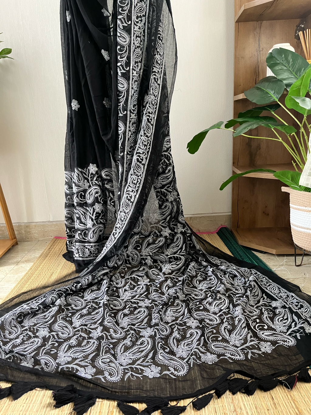 Black & White Chikankari | Sm-014
