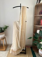 Off White With Kanchi Border & Polka Dots | Sm-027