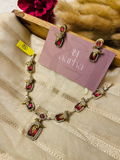 Victorian Ruby Wt Parrot | N013