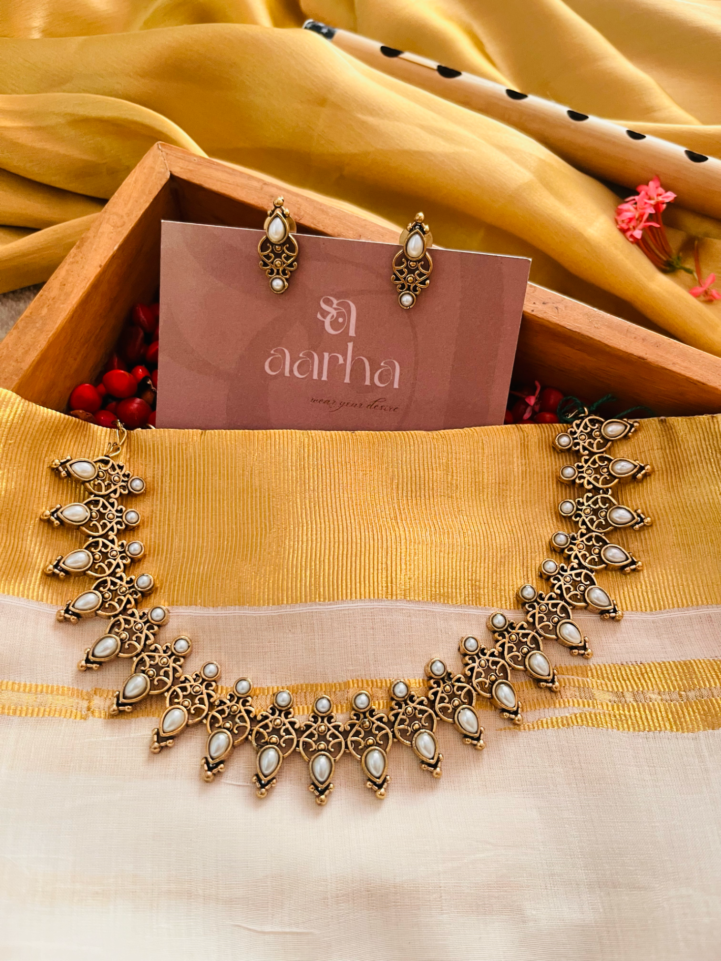 Antique Pearl Necklace | Jn 020