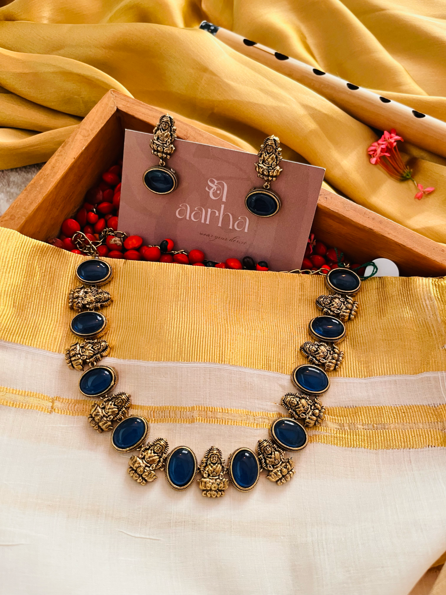 Blue Antique Necklace | Jn 022